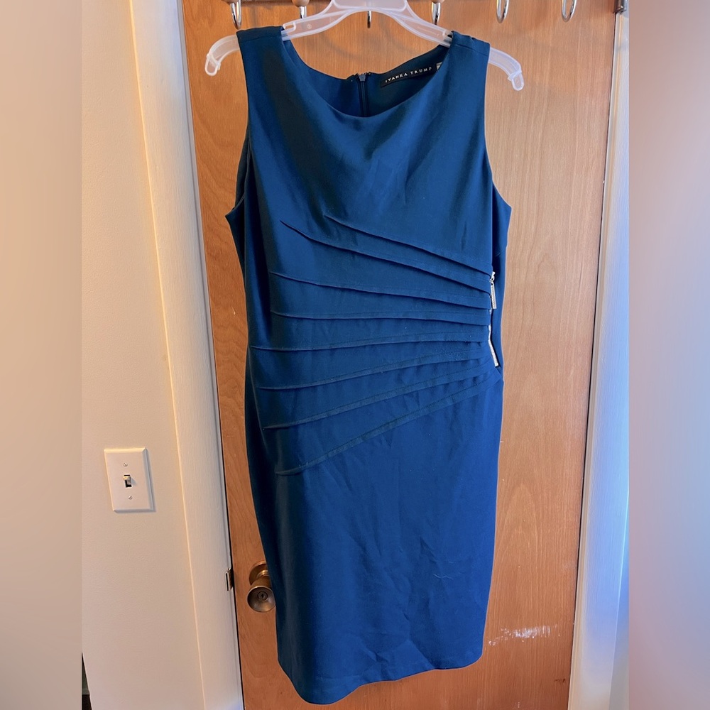 Sleeveless cocktail dress!